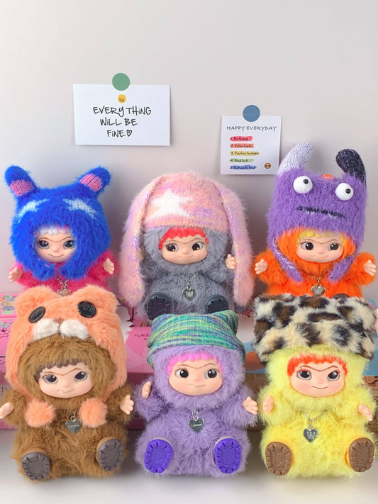 Wakuku dolls – One-of-a-Kind Art Toy: Mix colors